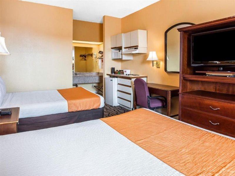 Zainee Inc Budgetel Inn And Suites Augusta Esterno foto