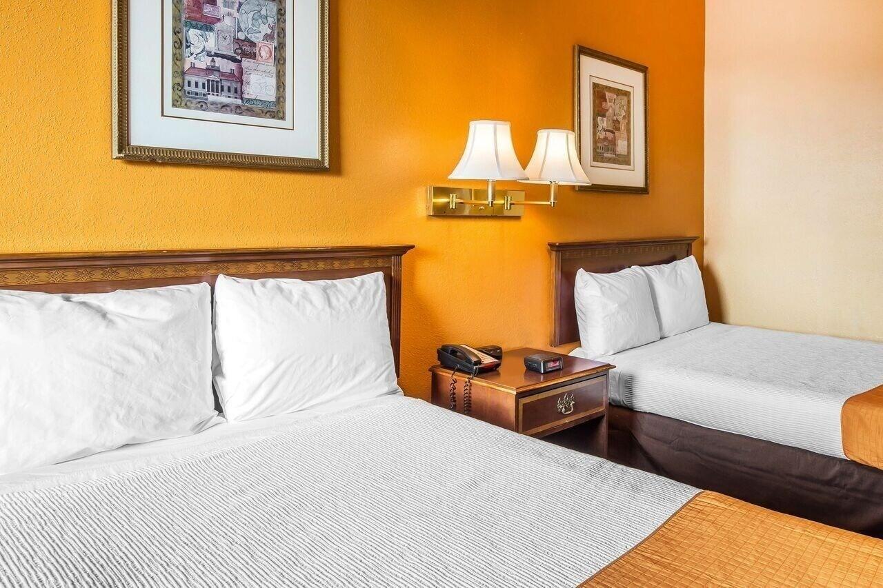 Zainee Inc Budgetel Inn And Suites Augusta Esterno foto