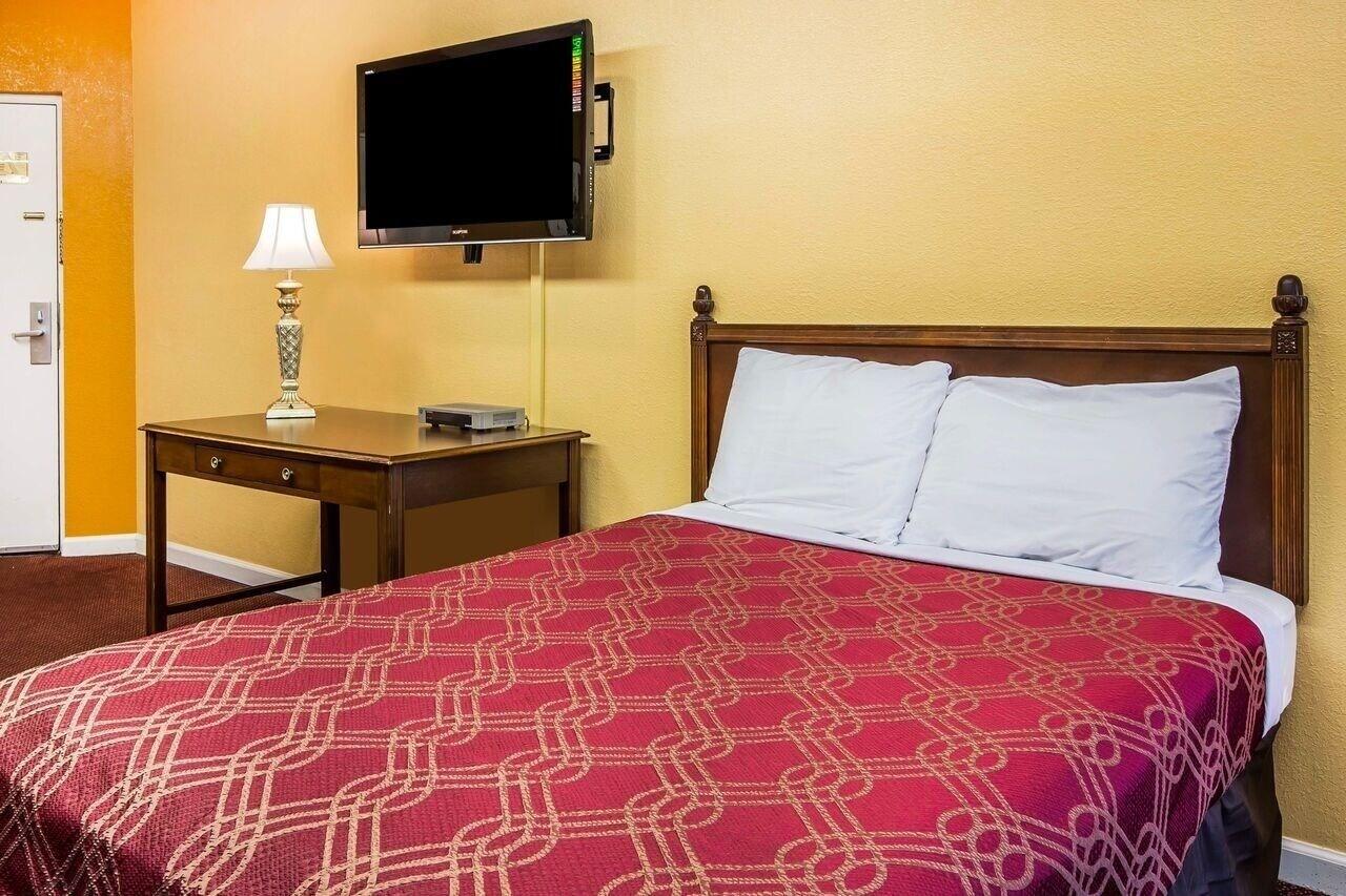 Zainee Inc Budgetel Inn And Suites Augusta Esterno foto