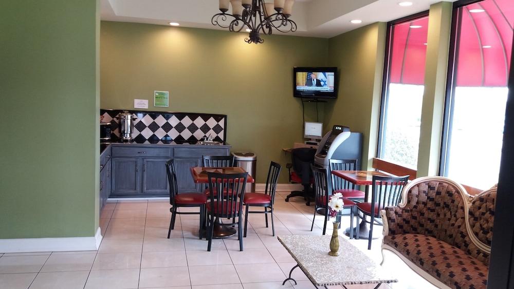 Zainee Inc Budgetel Inn And Suites Augusta Esterno foto