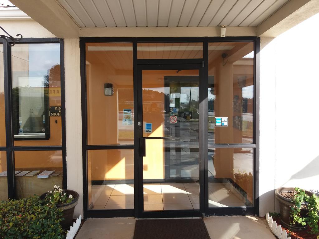 Zainee Inc Budgetel Inn And Suites Augusta Esterno foto