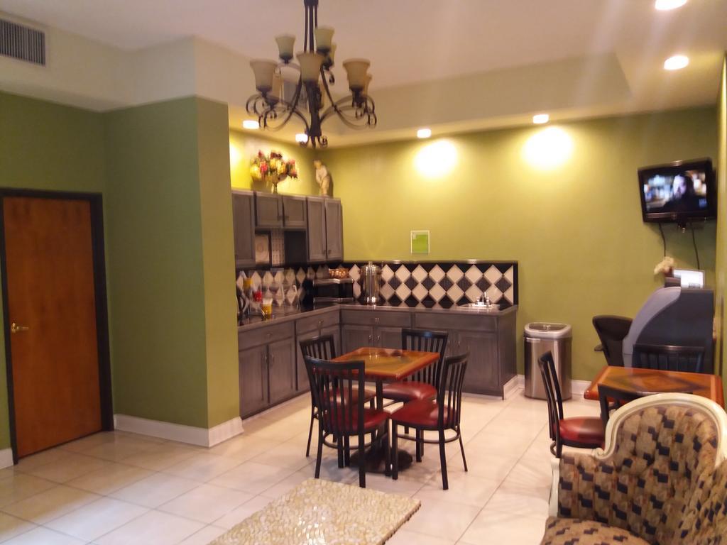 Zainee Inc Budgetel Inn And Suites Augusta Esterno foto